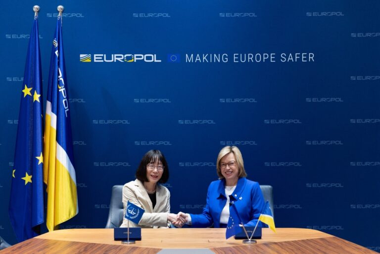 La CPI et Europol concluent des accords pour renforcer leur coopération